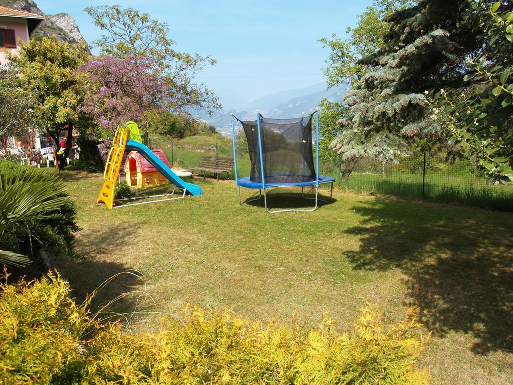 Hotel Rosalpina Riva del Garda Exterior photo